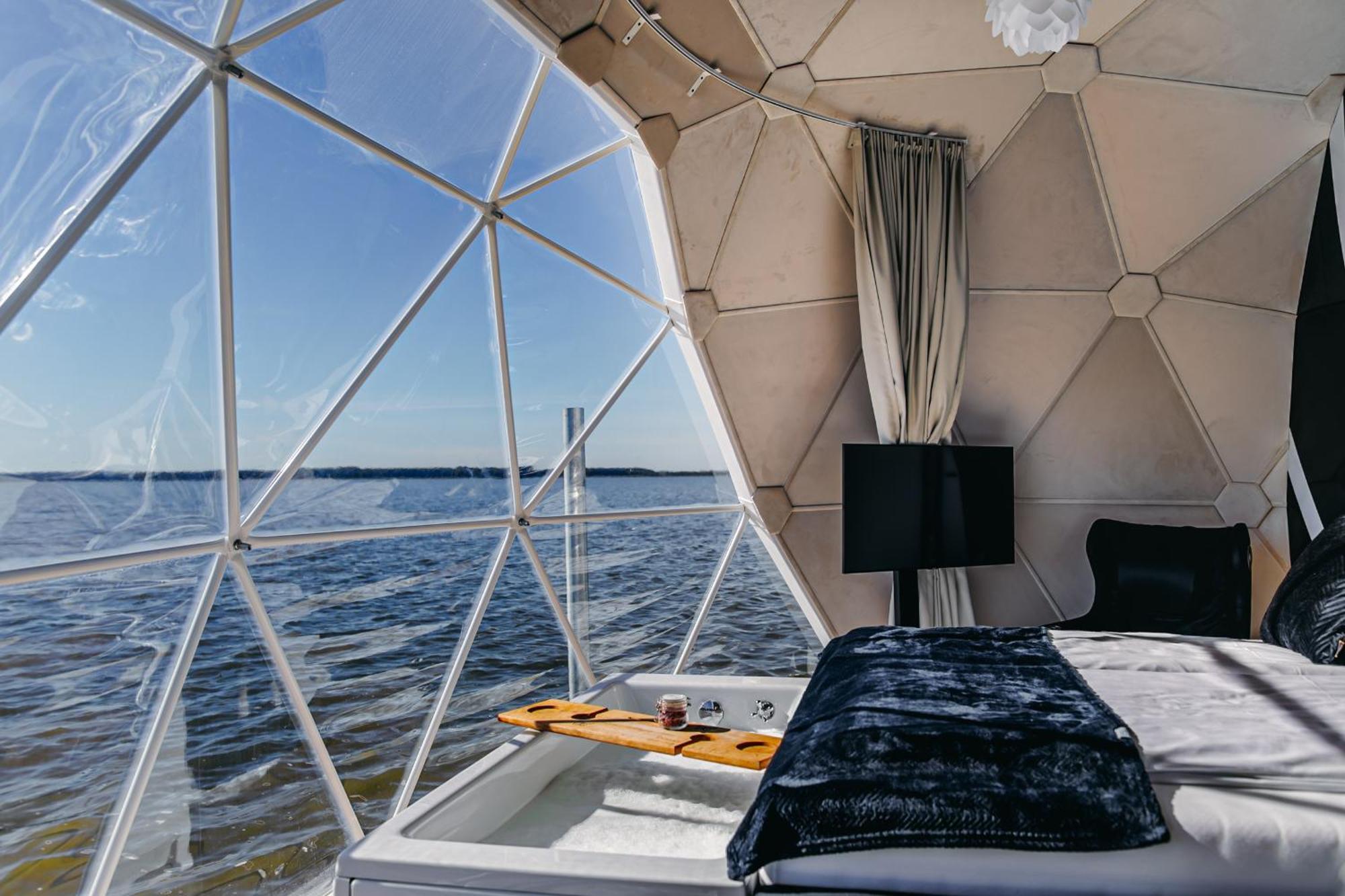 Grand Ht Houseboats - Domki Na Wodzie - Sauna, Jacuzzi, Kominek Mielno  Quarto foto
