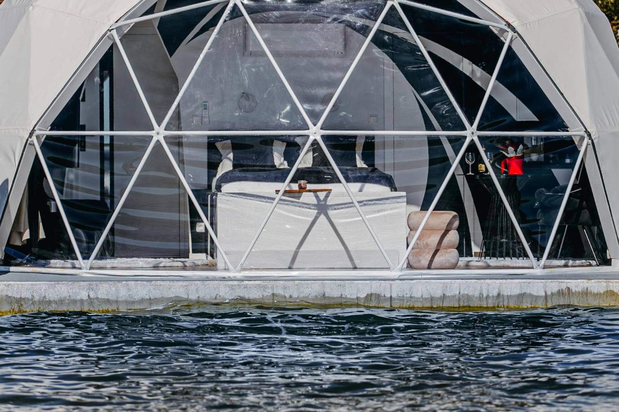 Grand Ht Houseboats - Domki Na Wodzie - Sauna, Jacuzzi, Kominek Mielno  Quarto foto