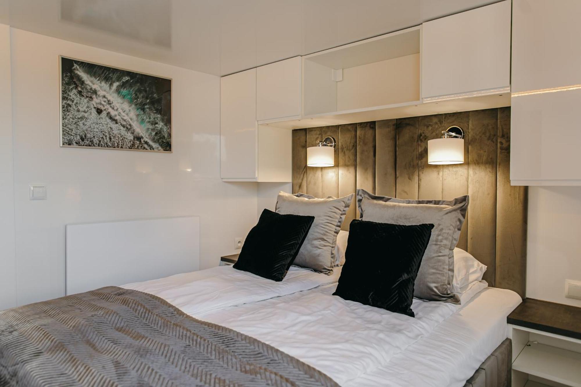 Grand Ht Houseboats - Domki Na Wodzie - Sauna, Jacuzzi, Kominek Mielno  Quarto foto